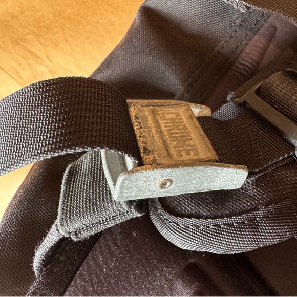 Chrome Industries Soyuz Rolltop Laptop Backpack - Picture 7 of 8